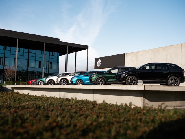 MG otvára vývojové centrum v Nemecku, predstavuje nové batérie SolidCore a posilňuje svoju pozíciu v segmente hybridných vozidiel