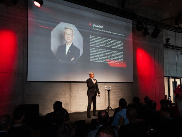 MG otvára vývojové centrum v Nemecku, predstavuje nové batérie SolidCore a posilňuje svoju pozíciu v segmente hybridných vozidiel